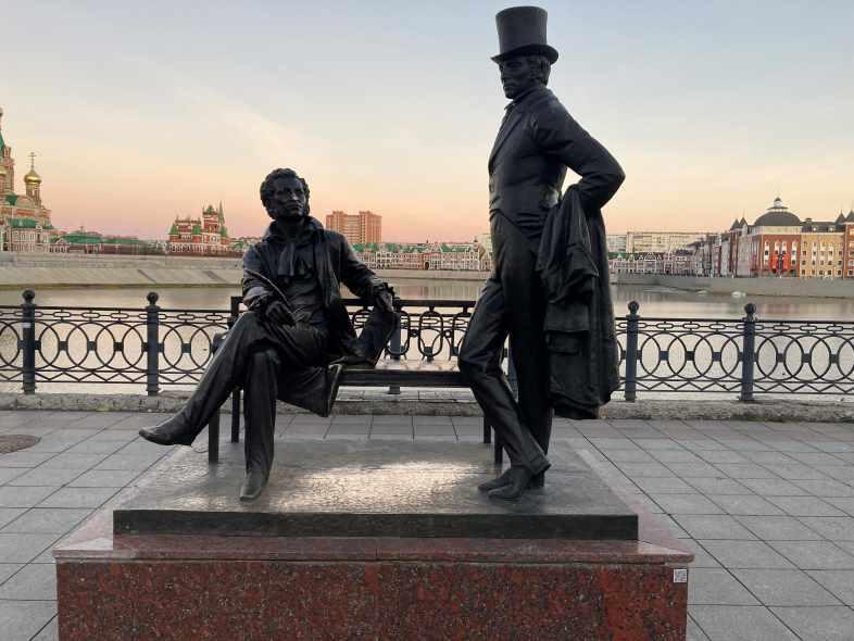 Пушкин и Онегин