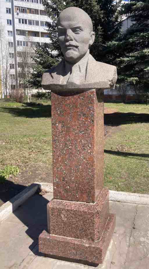 lenin-school-9